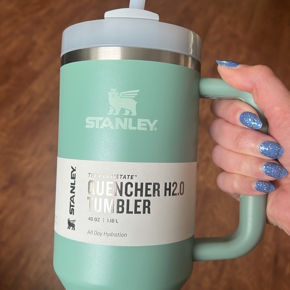 Stanley Tumbler 40oz. - Picture 2 of 5